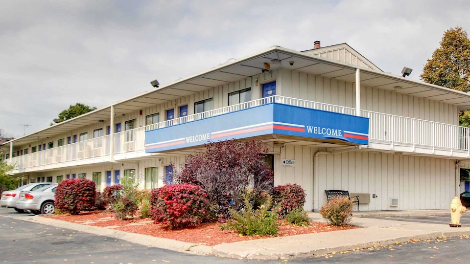 Motel 6 Des Moines, IA - North, C50021, Des Moines IA