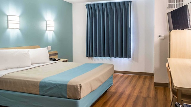 1 Queen Bed | Non-Smoking, Micfridge