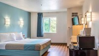 Motel 6 Lincoln City, OR