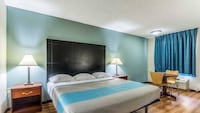 Motel 6 Kenly, NC