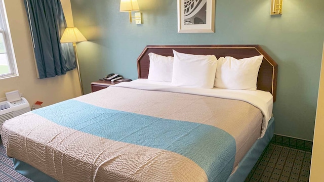 1 King Bed | Non-Smoking