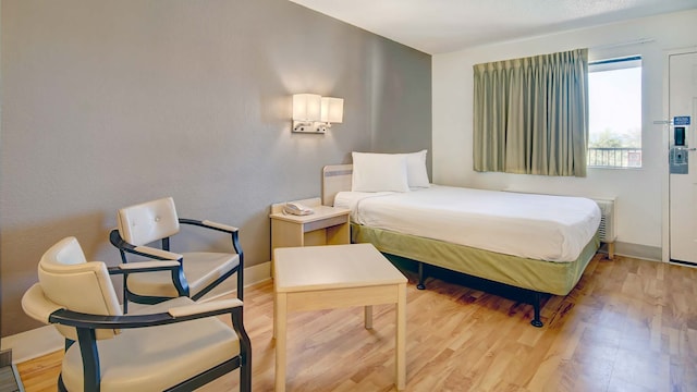 1 QUEEN BED | KITCHEN NON-SMOKING