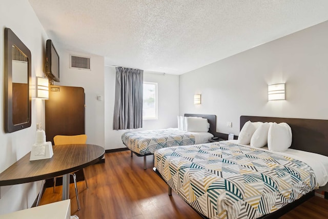 2 Full Beds | Non-Smoking