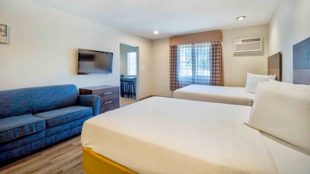 2 Full Beds | Non-Smoking, Kitchen