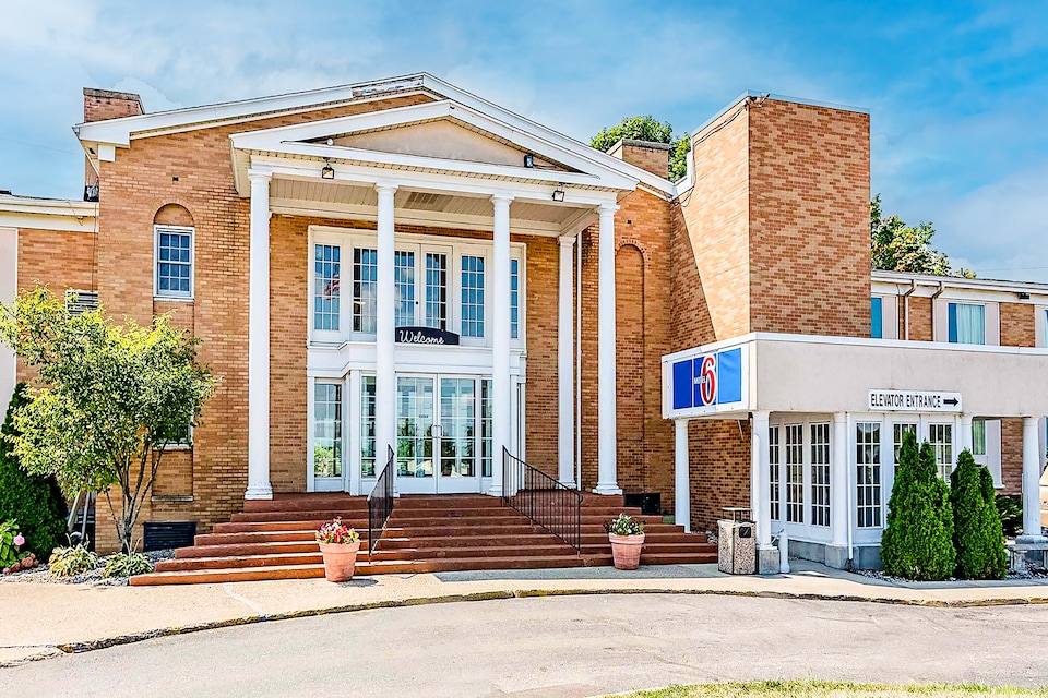 Motel 6 Grand Rapids, MI - Northeast, C49321, Grand Rapids MI