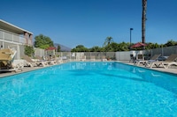 Motel 6 Arcadia, CA - Los Angeles - Pasadena Area