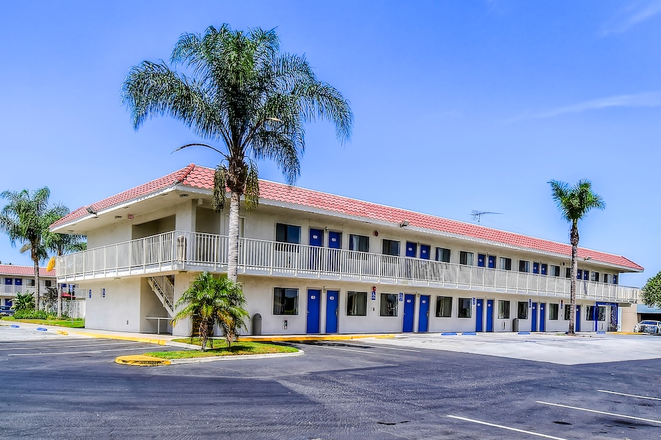 Motel 6 Corona, CA - Norco, C92503, Corona CA