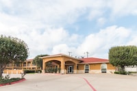 Motel 6 Alvarado, TX