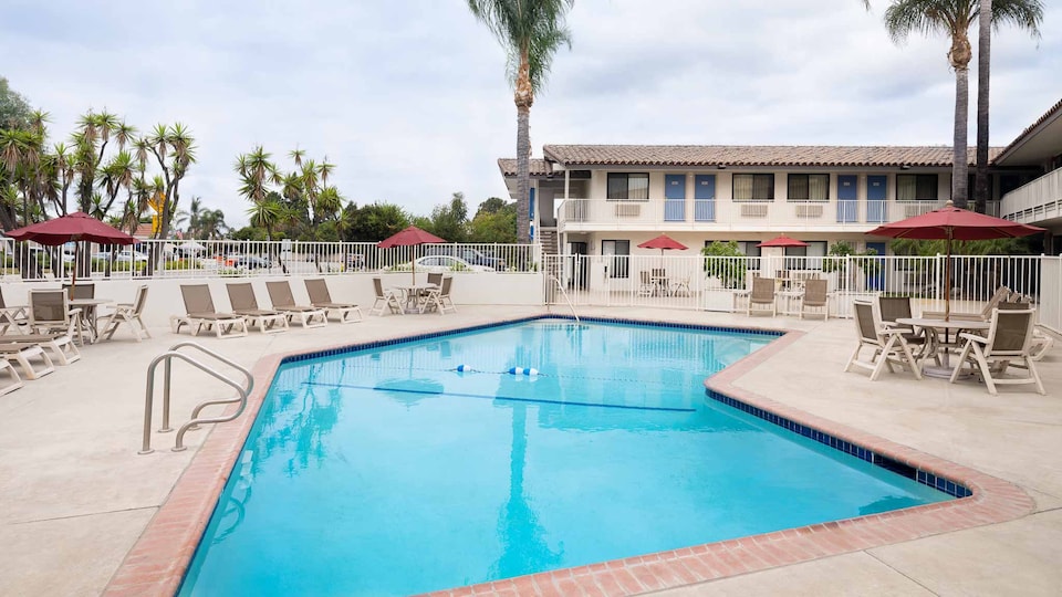 Motel 6 Camarillo, CA, Camarillo, Camarillo