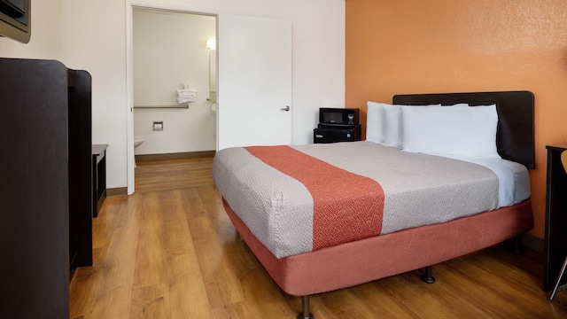 1 Full Bed | ADA/Tub