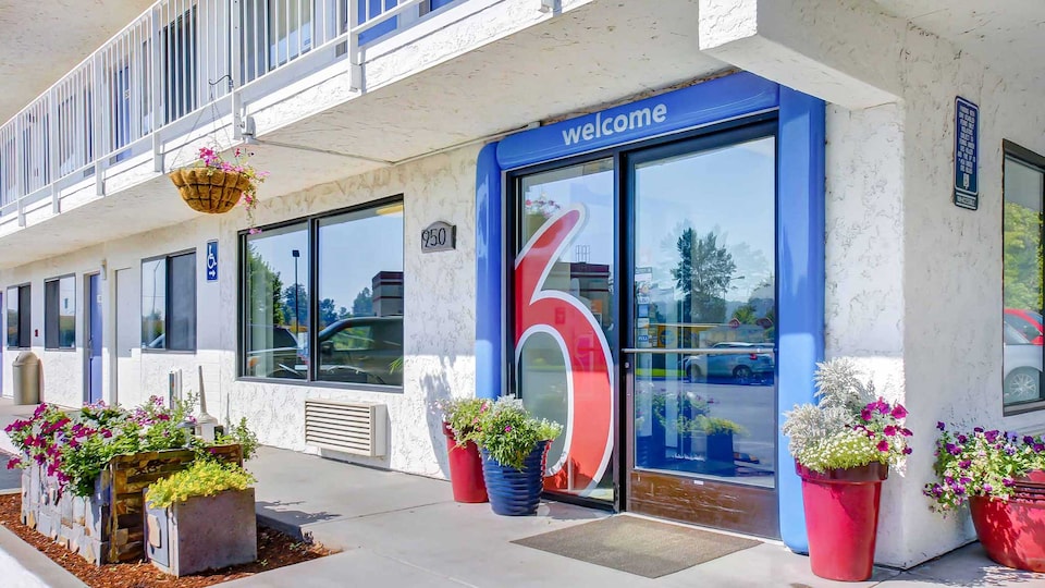Motel 6 Medford, OR, C97501, Medford OR