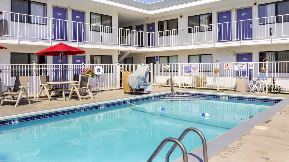 Motel 6 Medford, OR, C97501, Medford OR