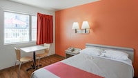 Motel 6 Medford, OR