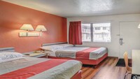 Motel 6 Medford, OR