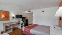 Motel 6 Medford, OR