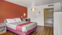 Motel 6 Medford, OR