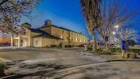 Motel 6 Lemoore, CA