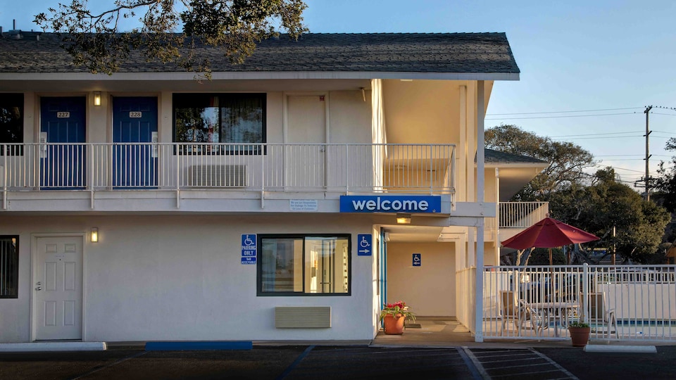 Motel 6 Monterey, CA, Monterey, Monterey