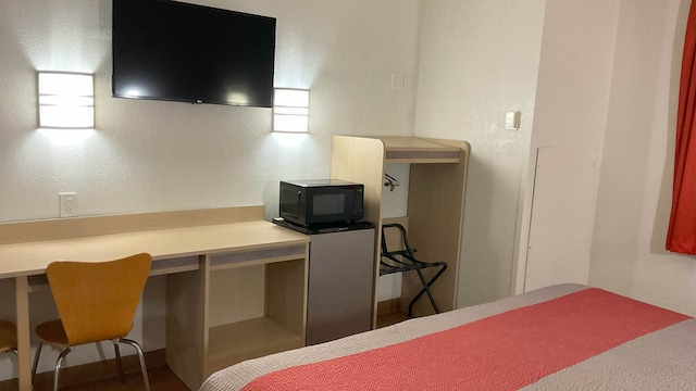 1 King Bed | Mobility Accessible RI Shower Nsmk