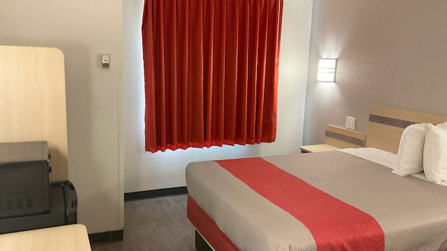 1 Queen Bed | Non-Smoking