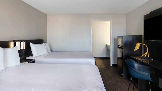 2 Full Beds | Smoking, Micfridge