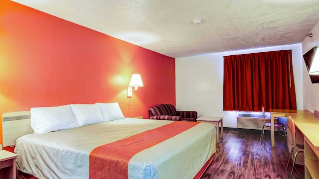 1 King Bed | Non-Smoking, Micfridge, Sofa-Bed