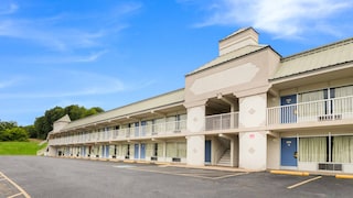Motel 6 Pulaski, TN