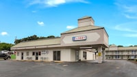 Motel 6 Pulaski, TN