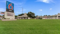 Motel 6 Pulaski, TN