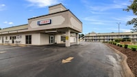 Motel 6 Pulaski, TN