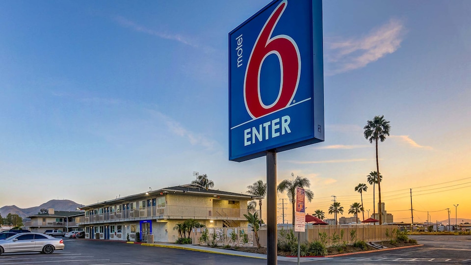 Motel 6 San Bernardino, CA - South, San Bernardino_g6, San Bernardino