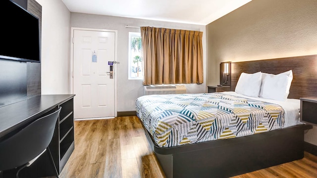 1 Full Bed | ADA/RI Shower/Deluxe