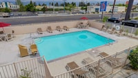 Motel 6 San Bernardino, CA - South
