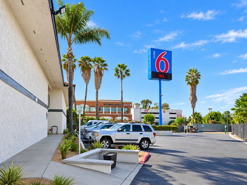 Motel 6 Rowland Heights, CA - Los Angeles - Pomona, Rowland Heights, Rowland Heights