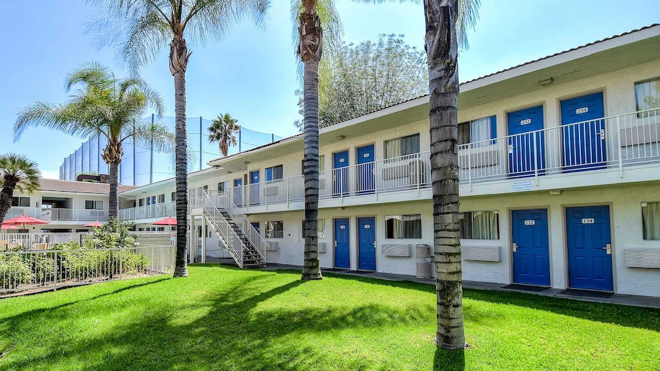 Motel 6 Rowland Heights, CA - Los Angeles - Pomona, Rowland Heights, Rowland Heights