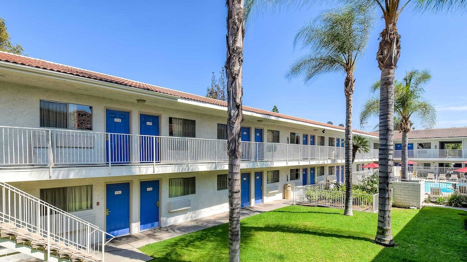 Motel 6 Rowland Heights, CA - Los Angeles - Pomona, Rowland Heights, Rowland Heights