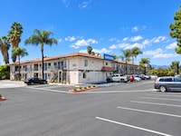 Motel 6 Rowland Heights, CA - Los Angeles - Pomona