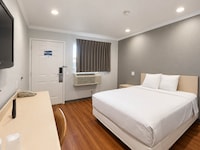 Motel 6 Rowland Heights, CA - Los Angeles - Pomona