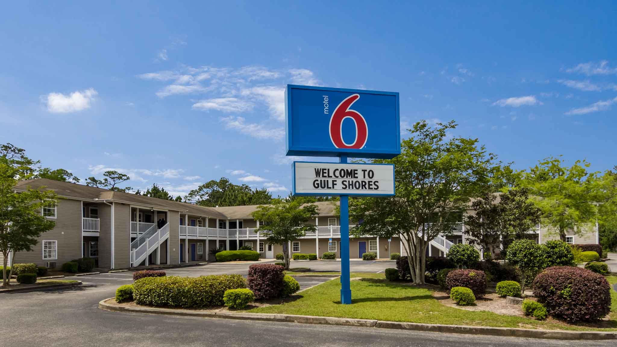 Motel 6 Gulf Shores, AL | Budget-Friendly & Low Rates