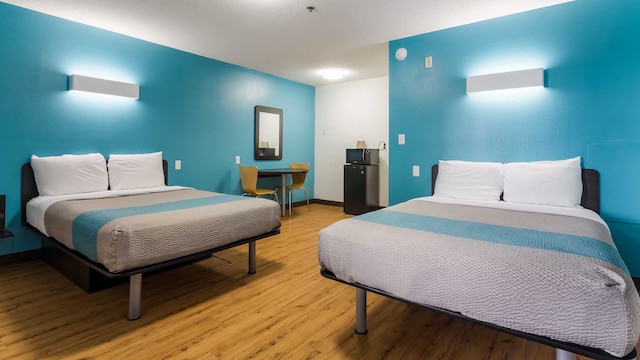 2 Full Beds | Non-Smoking, Micfridge