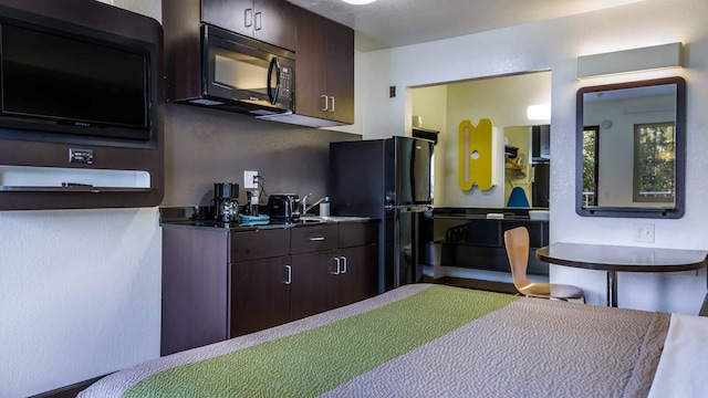 1 CAMA KING | NO FUMADORES, COCINA