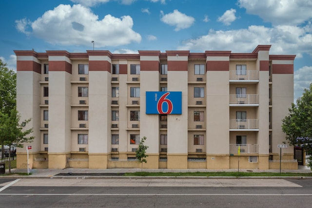 Motel 6 Washington, DC