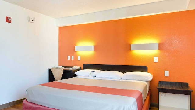 1 King Bed | ADA/Tub