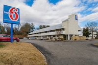 Motel 6 Knoxville, TN - North