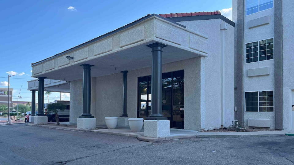 Motel 6 Tucson, AZ – Airport / Kino Sports Complex, C85614, Tucson AZ