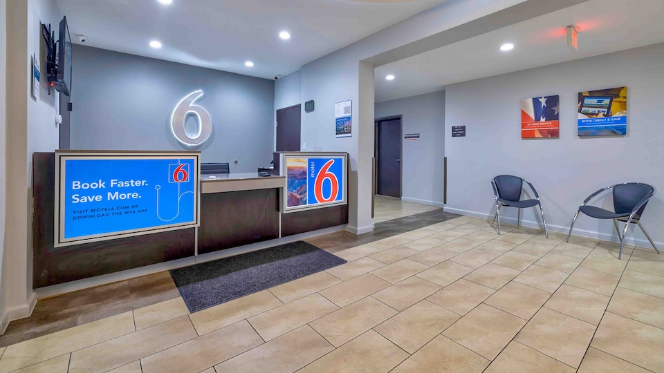 Motel 6 Texas City, TX - I-45 South, TEXAS CITY, TEXAS CITY