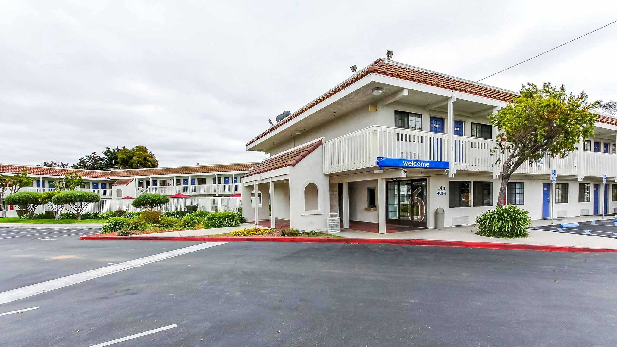 Motel 6 Salinas, CA | Low Rates Monterey Area
