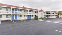 Motel 6 Salinas, CA - North Monterey Area