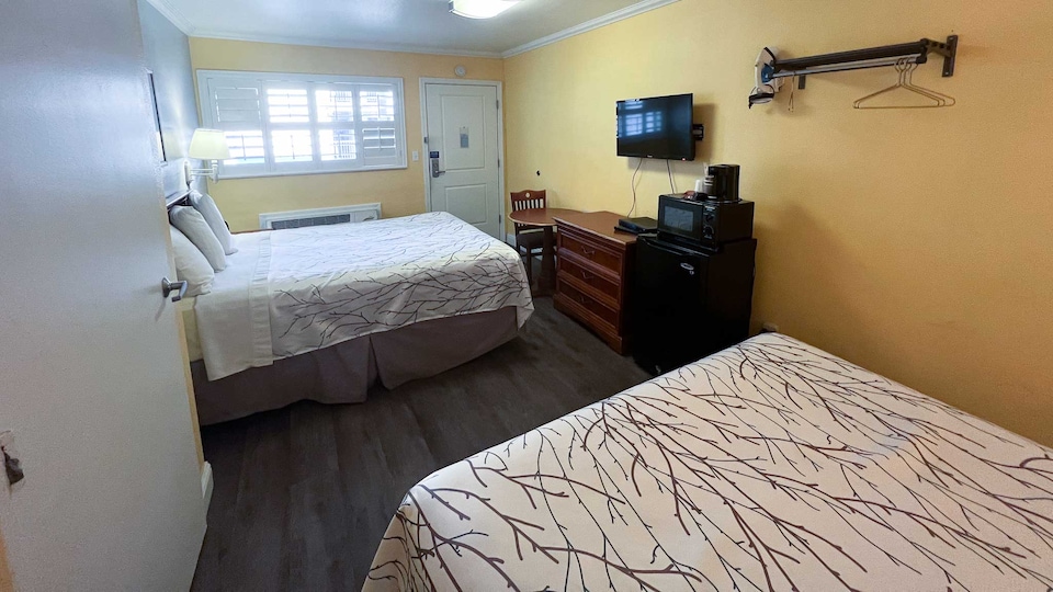 Motel 6 San Francisco, CA – Fisherman’s Wharf, C94123-2, San Francisco CA