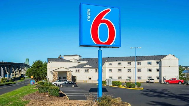 Motel 6 Newport, OR